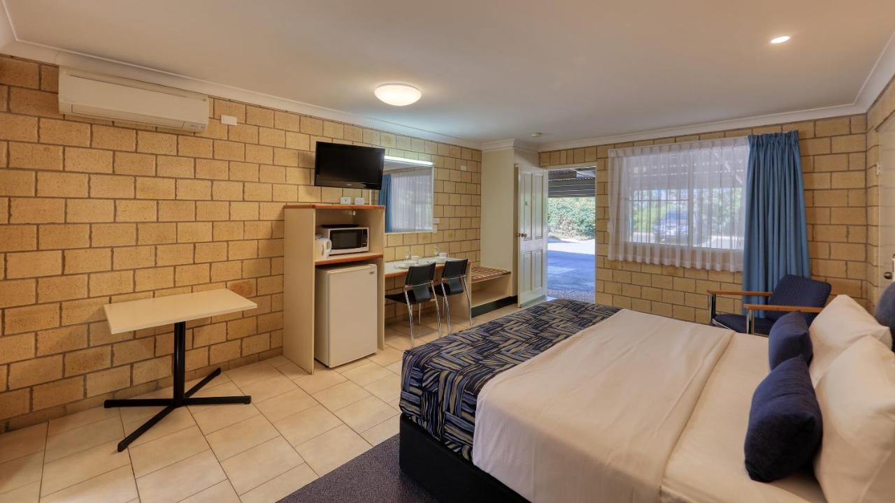 Jacaranda Country Motel Сент-Джордж Экстерьер фото