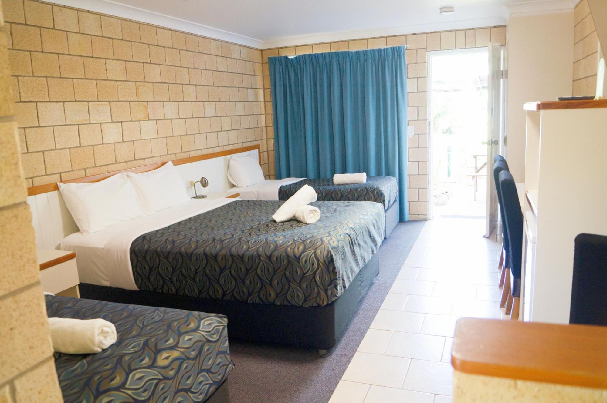 Jacaranda Country Motel Сент-Джордж Экстерьер фото